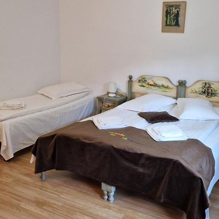 Prolex Turism Srl Hotel Bran  Buitenkant foto
