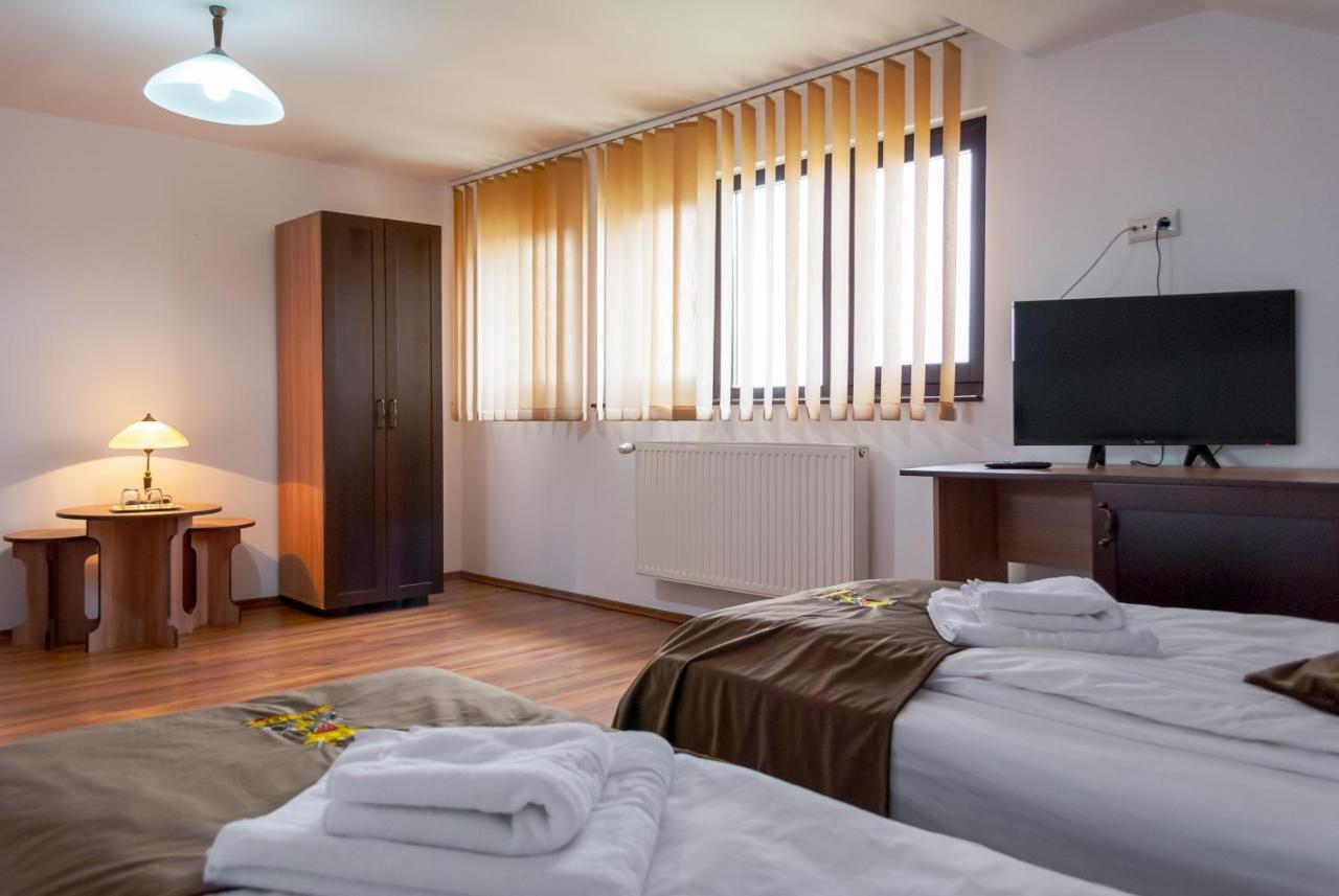 Prolex Turism Srl Hotel Bran  Buitenkant foto